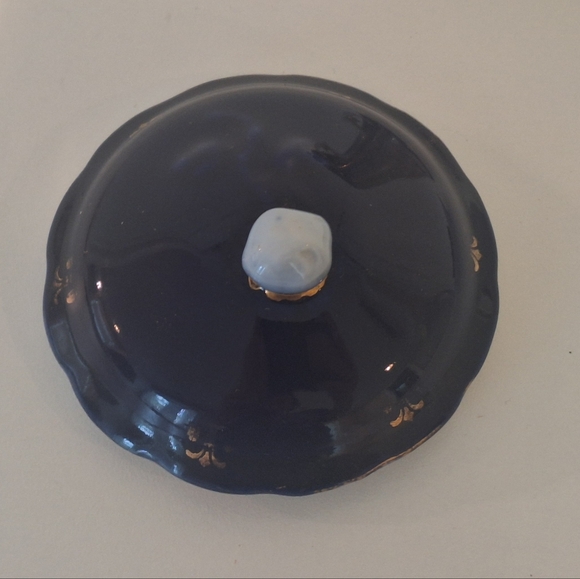 Victoria Austria tea cup with lid and saucer - antique - Picture 9 of 12